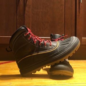 Nike Woodside II Boots - Gray Orange | M 8.5